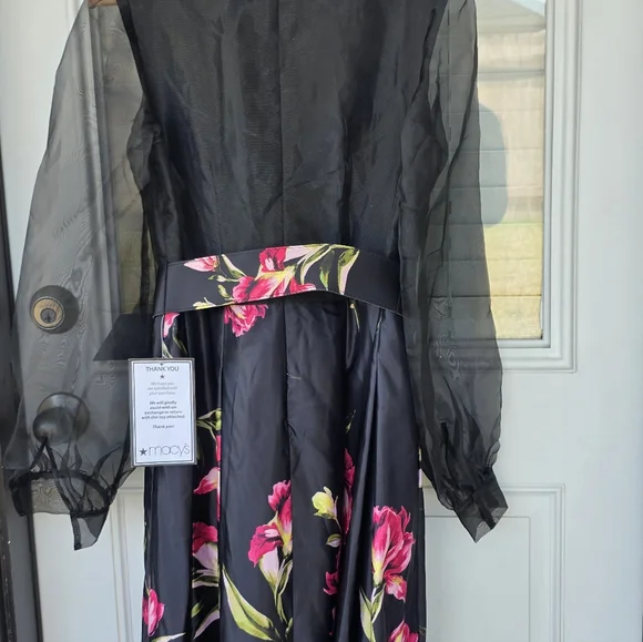 $289 Betsy & Adam Women Organza-Sleeve Floral Belted Gown Sz 4 Old Money - Picture 16 of 16